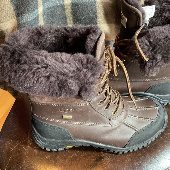 Ugg Adirondack Boots size 8 NWT Brown - Picture 7 of 8